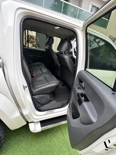 Volkswagen Amarok High.cd 2.0 16V TDI 4X4 Dies. AUT 2015