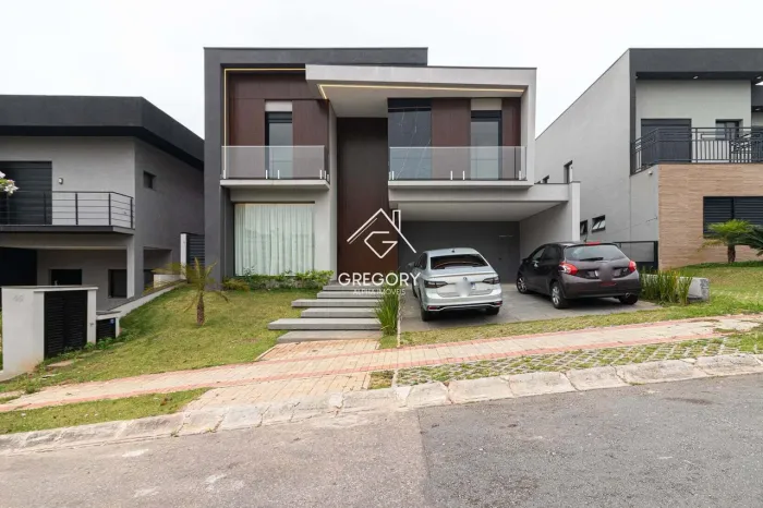 Casa à venda no Condomínio Itahyê
