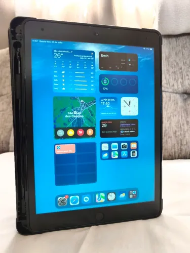 Apple iPad 8 10.2" Wi-Fi 32GB Cinza-espacial (8a Geração) Tablet