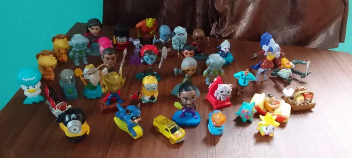 Lote de brinquedos