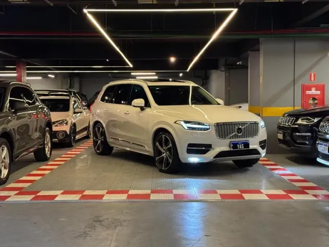 Volvo XC 90 D-5 Inscription 2.0 235cv Dies. 5P 2017