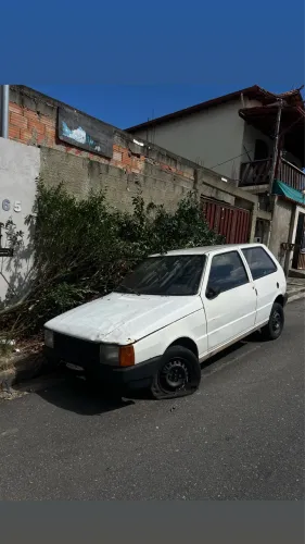 Fiat Uno - Retirada de peças