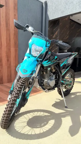 KINGGER KR 250cc 2024 - SEMINOVA / ÚNICO DONO - MOTO DE TRILHA