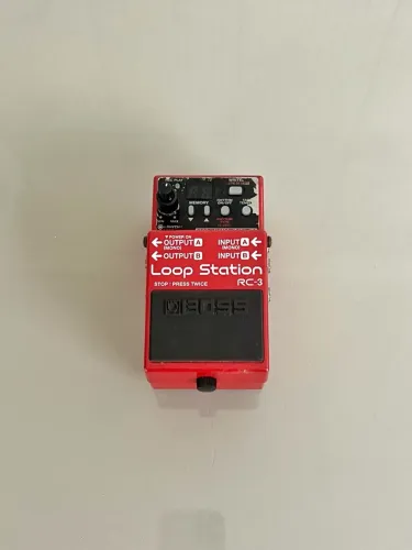 Pedal Boss RC-3 Loop Station
