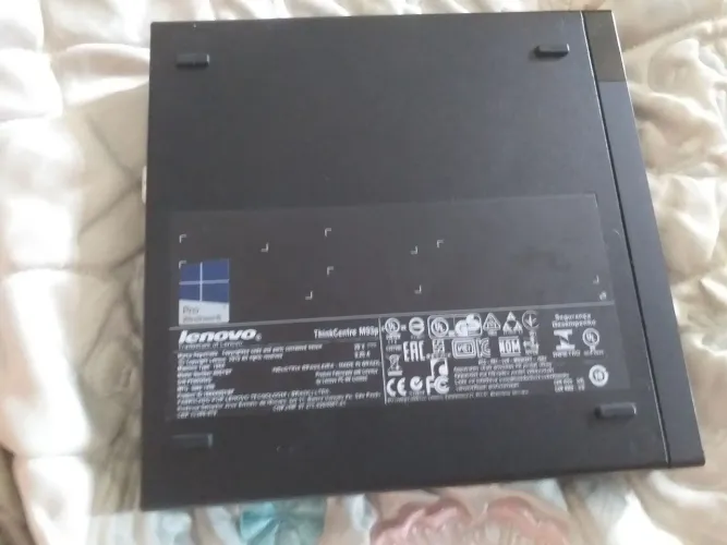 Lenovo thinkcentre i7 SSD 240 kingston 8gb Ram win 11 muito novo