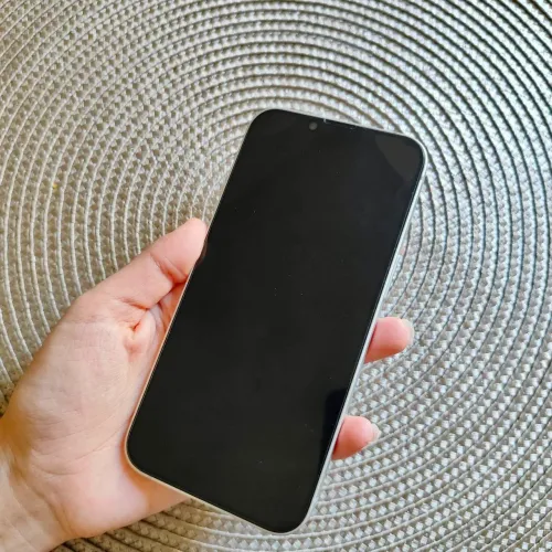 IPhone 16e 128GB - Excelente Estado