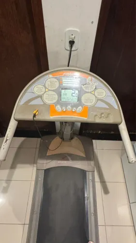 Esteira Athletic Advanced 410EE