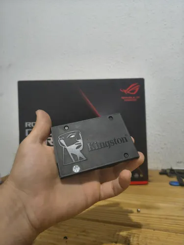 SSD Sata 240Gb Kingston - Aceito cartão e Entrego
