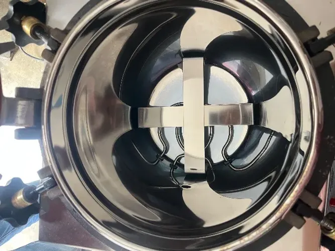 Autoclave vertical