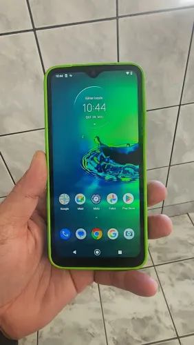 Vendo Moto G8 plus novinho!!!