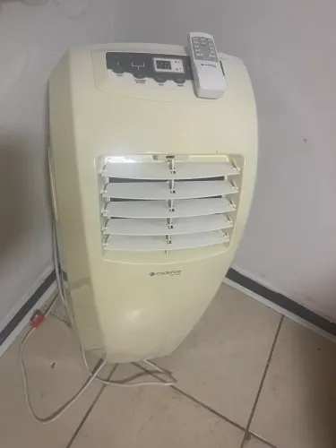 Ar Condicionado Portátil Cadence Nevada 10.500 BTUs AIR300-127 Controle Remoto 127v