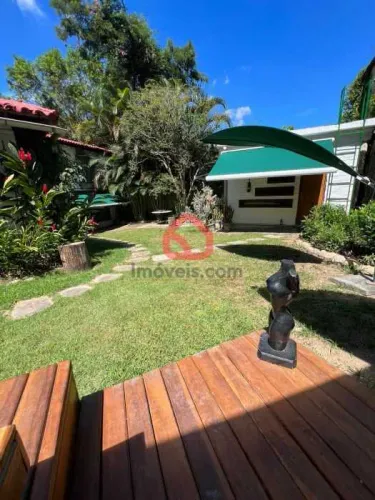 Casa em Condomínio : Duplex / Residencial / Itanhangá