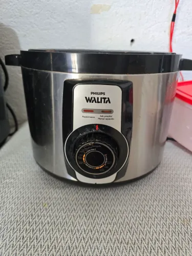 Panela de pressão elétrica