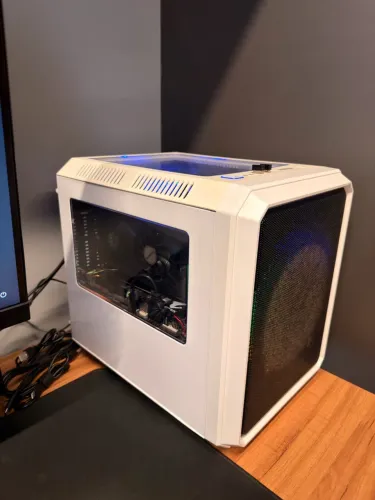 Pc Gamer (Ryzen 5700G, RTX 3060 12gb)