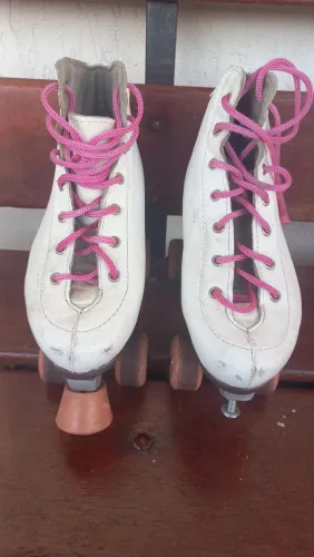 Patins roller bota de couro reforçado patins tradicional vintage excelente conservação