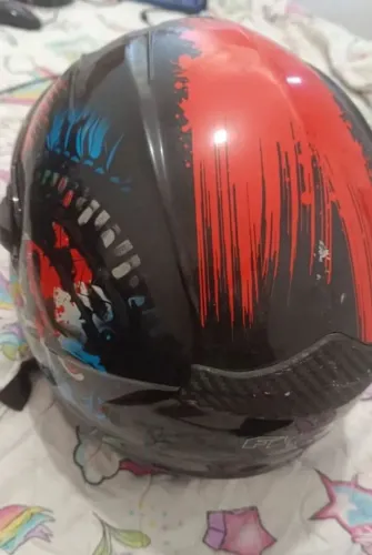 Capacete
