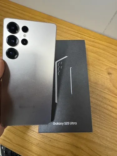 GALAXY S25 ULTRA / 512 GB