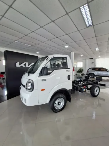 KIA BONGO 2027 okm