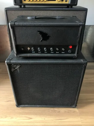 Amplificador Crown Valvulado com gabinete