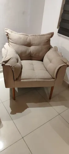 Poltrona Opala de linho