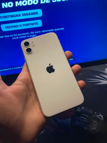 IPHONE 11 (64 GB)