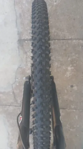 Vendo Bike preta usada