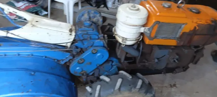 Vendo trator tobata 14cv e rotativa  por apenas 12,000 mil