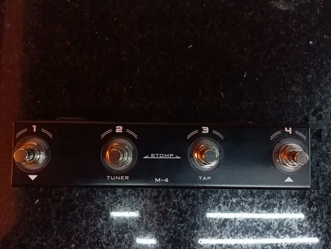 Controlador Guerrilha box M-4.