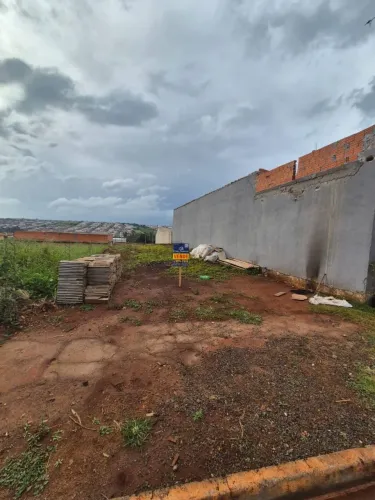 MEIO terreno