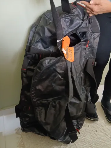 Olhar as fotos Mala para viagem ,120 litros é grandeee