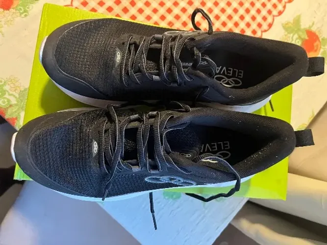 tenis olympikus semi novo