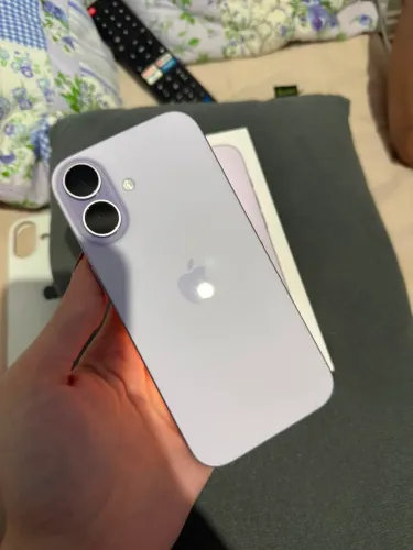 iPhone 17