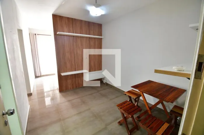 APARTAMENTO RESIDENTIAL em Campinas - São Paulo, Cambuí
