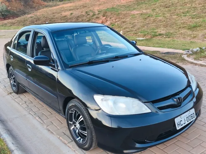 Honda Civic Sedan LXL 1.7 16V 130cv MEC 4P 2005