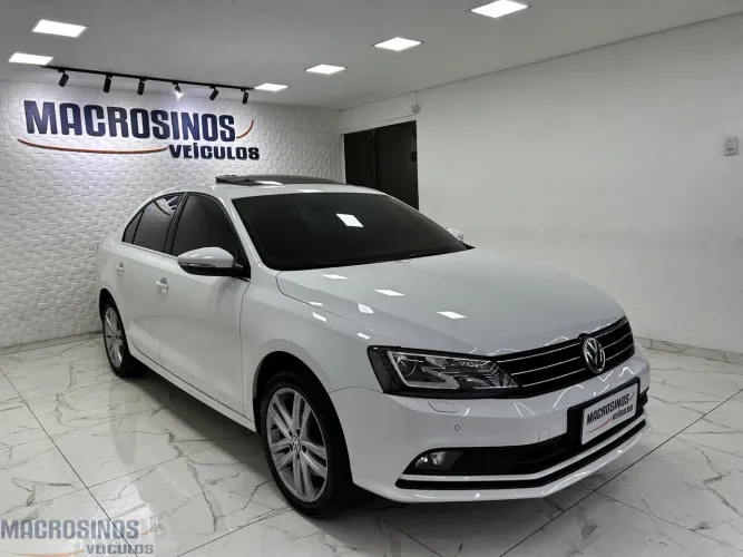 Volkswagen Jetta Highline 2.0 TSI 16V 4P Tiptronic 2017