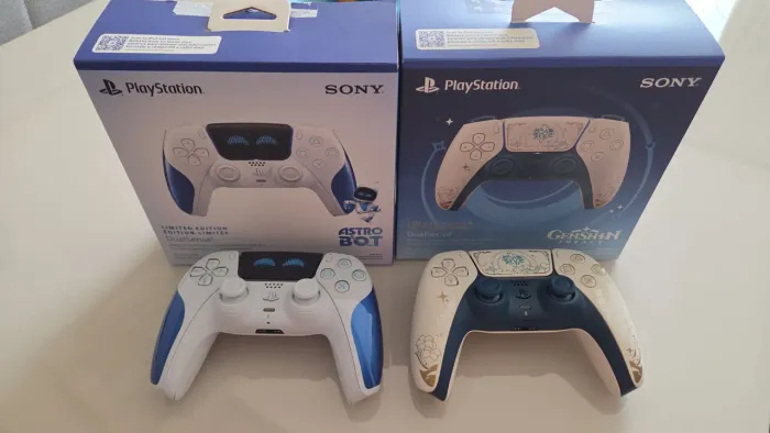 Controle genshin impact e Astro bot Ps5