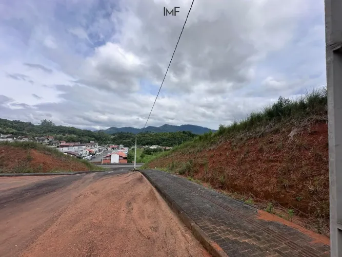 Terreno à venda no Bairro Padre Martinho Stein em Timbó/SC