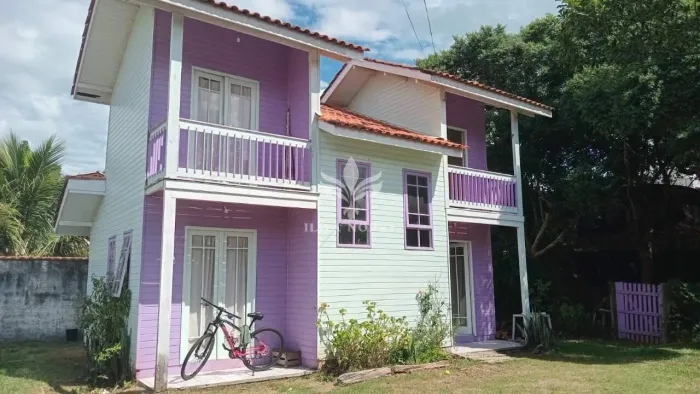 Chalé Mobiliado com 1 Quarto no Campeche Florianópolis/SC a 300 metros da Praia com 50m² p