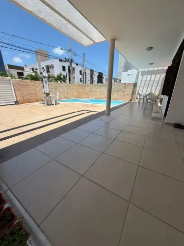 Casa para Alugar 289 m² 5 Quartos 400mts da Praia Bessa/João Pessoa