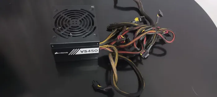 Fonte corsair vs450 80 plus white