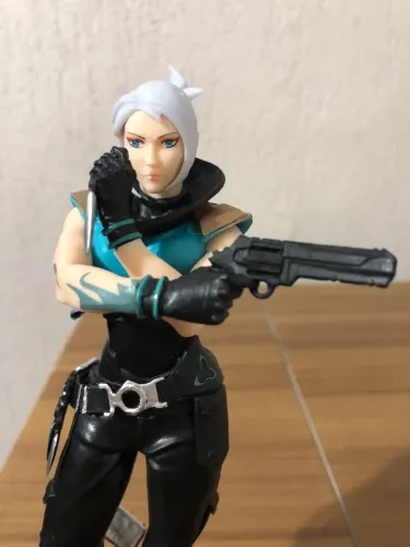 Boneco Jett Valorant 22 cm 