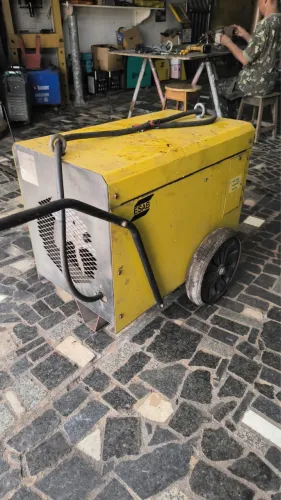 Máquina de solda retificadora origo arc 406 esab