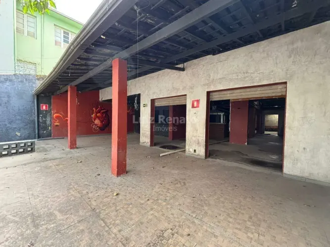 Excelente oportunidade comercial no coração da Rua Pium-í