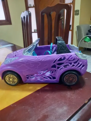 Monster high carrinho original 