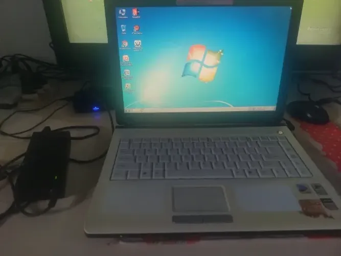 Notebook Antigo Vintage Sony Vaio Pcg-7f7p Vaio Windows 7 (Usado) Leia