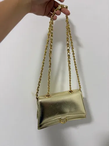 Bolsa dourada