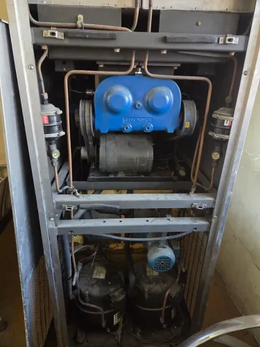 Vendo motores e compressores para maquina de sorvete expresso