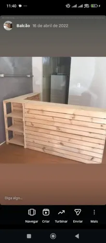 Balcão de madeira para comércio