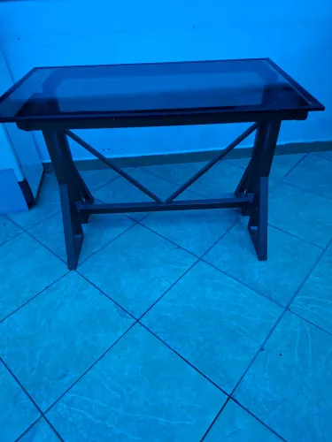 Mesa retangular em alumínio