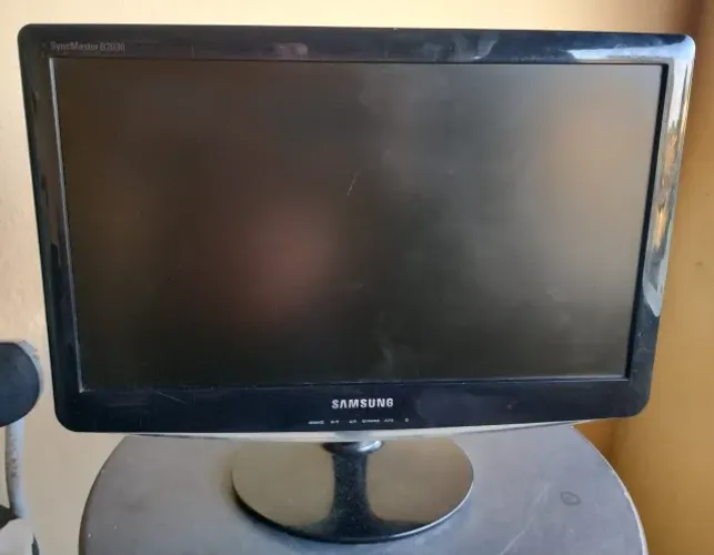 Monitor LCD Samsung 20 Polegadas - Usado - Ver Descrição Completa 